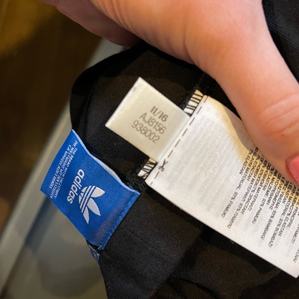 Adidas Women’s 3-Stripe Legging - Picture 4 of 4